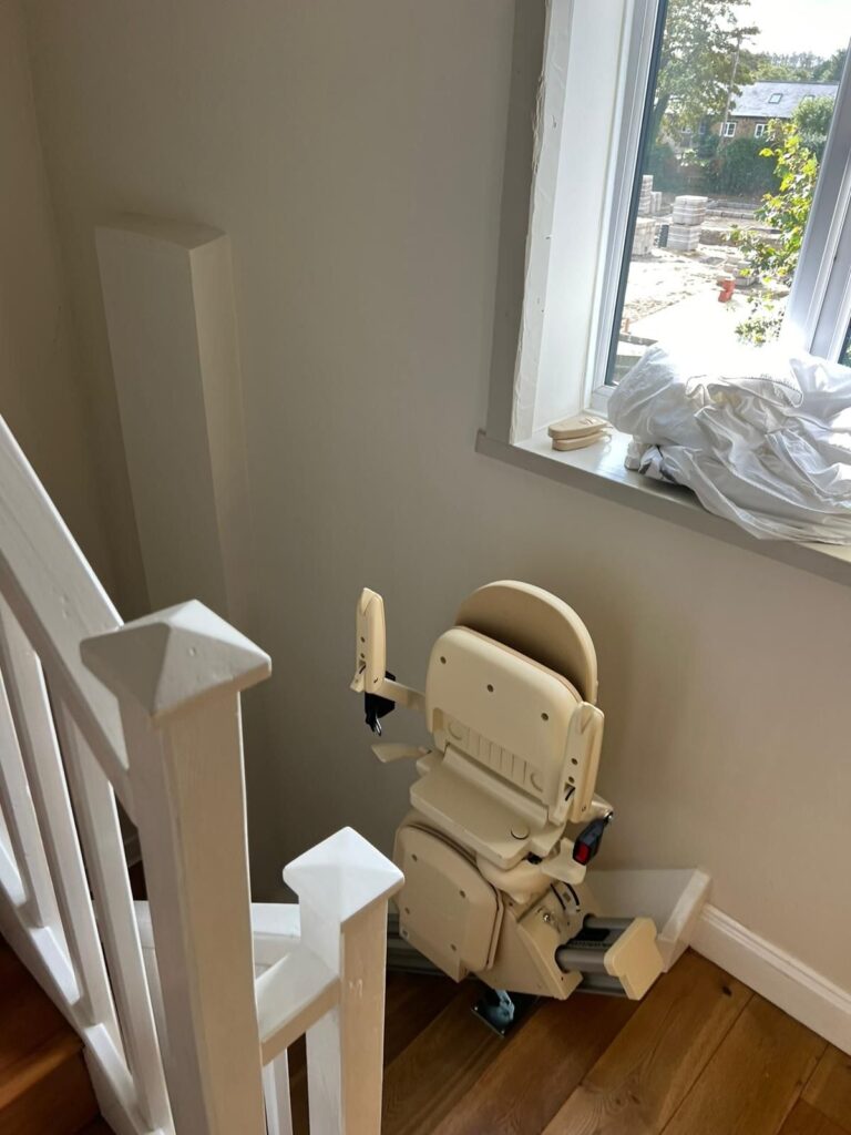 Finding a Reliable Stairlift Engineer Near Me